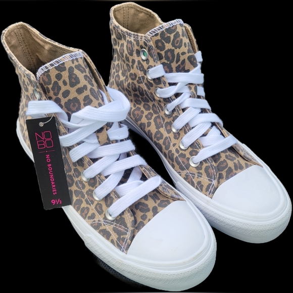 No Boundaries Shoes - No Boundaries Leopard-Print High-Top Sneakers in Tan, Black & White